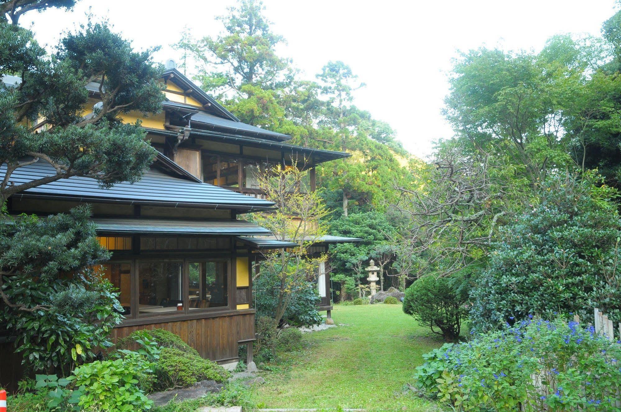 Atami Hotel Paipuno Kemuri Bagian luar foto